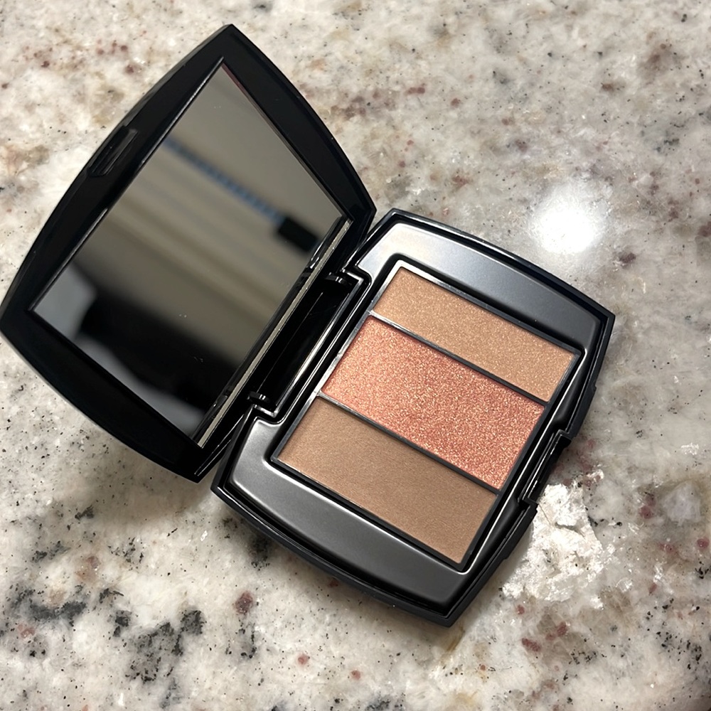 Lancôme blush subtil palette in Nectar Lace- NEW- sold out on website - Picture 2 of 4